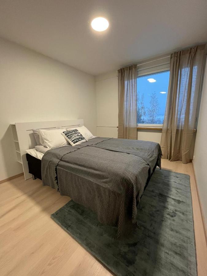 Ylimmaen Kerroksen Tilava Kolmio Jokinaekymaellae Apartment โรวานิเอมิ ภายนอก รูปภาพ