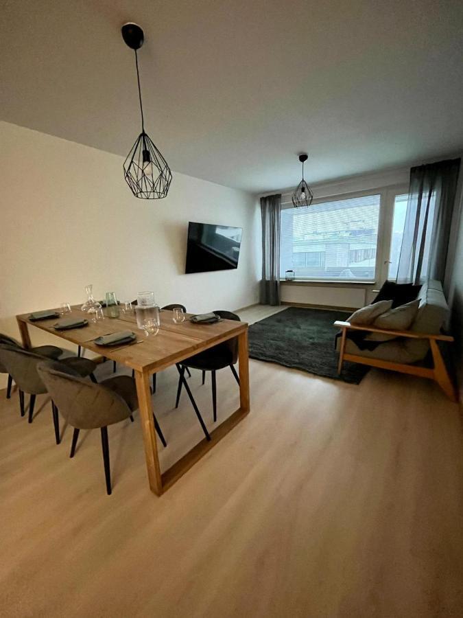 Ylimmaen Kerroksen Tilava Kolmio Jokinaekymaellae Apartment โรวานิเอมิ ภายนอก รูปภาพ